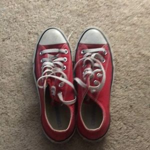 Red converse